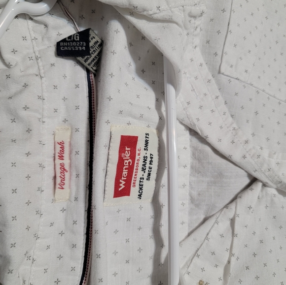 Wrangler Button Down Long Sleeve L - Picture 2 of 2